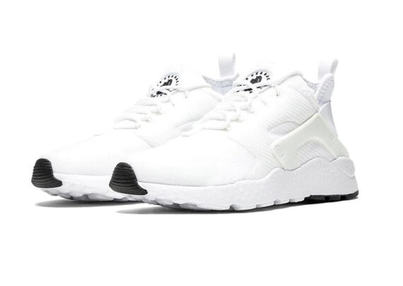 ⁦נעלי נייק-Nike Air Huarache Run Ultra sneakers White⁩ – תמונה ⁦2⁩