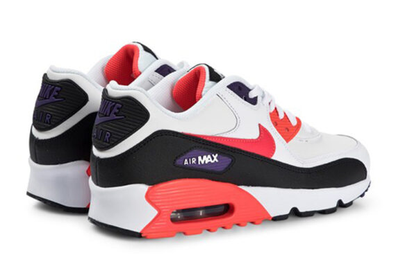 ⁦נעלי נייק-Nike Air Max 90 White and Bright Crimson⁩ – תמונה ⁦3⁩