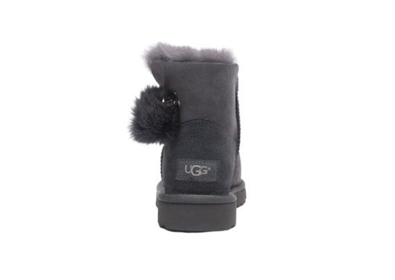 מגפי האגג דגם מיני פונפונים UGG Mini Pompon