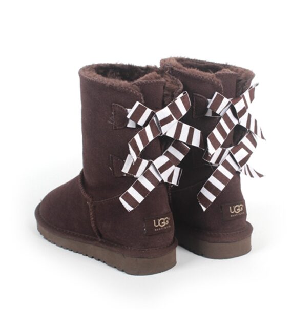 ⁦מגפי האגג דגם 3280 סרט פסים UGG STRIPS BOW⁩ – תמונה ⁦40⁩