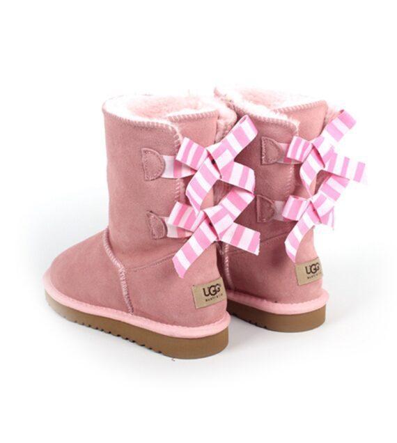 ⁦מגפי האגג דגם 3280 סרט פסים UGG STRIPS BOW⁩ – תמונה ⁦33⁩