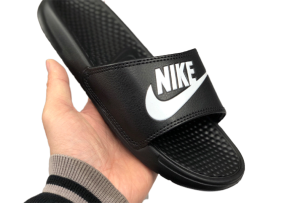 נעלי נייק NIKE SLIPPERS -BLACK LOGO-WHITE