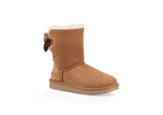 ⁦מגפי האגג דגם ביילי מיני סרט נוצץ UGG BAILEY MINI⁩ – תמונה ⁦4⁩