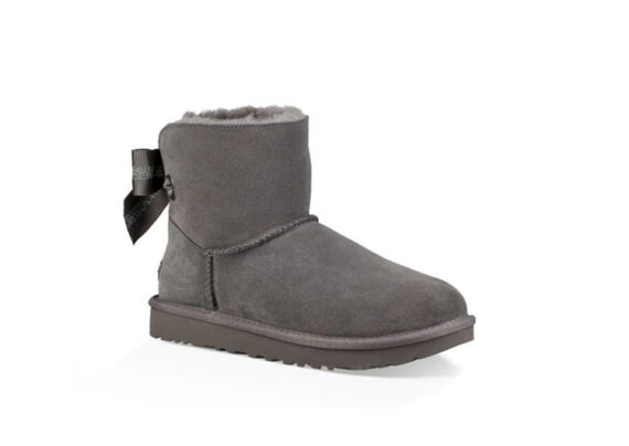 ⁦מגפי האגג דגם ביילי מיני סרט נוצץ UGG BAILEY MINI⁩ – תמונה ⁦10⁩