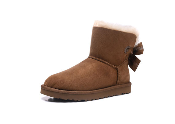 ⁦מגפי האגג דגם ביילי מיני סרט נוצץ UGG BAILEY MINI⁩ – תמונה ⁦14⁩