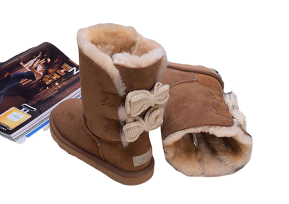 מגפי האגג דגם 3280 -2 פפיונים UGG 2Papillon