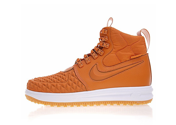 נעלי נייק-NIKE AIR LF1 DUCKBOOT ORANGE