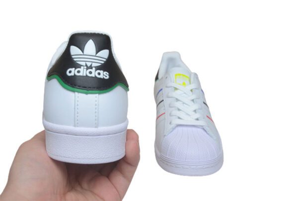 ⁦נעלי אדידס-ADIDAS Stan Smith - Anniversary White Rainbow Bar⁩ – תמונה ⁦8⁩