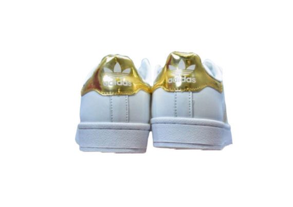 ⁦נעלי אדידס-ADIDAS Stan Smith - Shell Head Platinum⁩ – תמונה ⁦4⁩