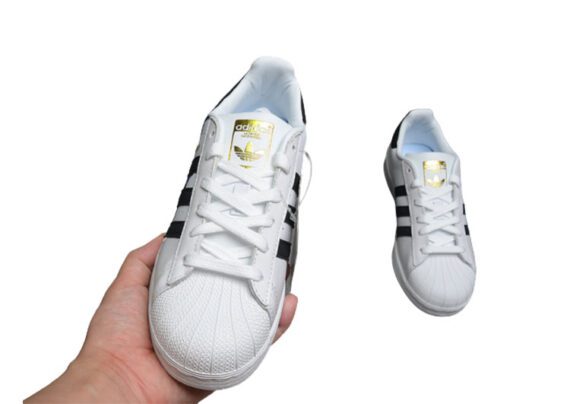 ⁦נעלי אדידס-ADIDAS Stan Smith-White-Black-Blue⁩ – תמונה ⁦2⁩