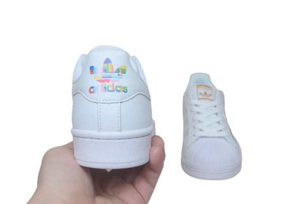 ⁦נעלי אדידס-ADIDAS Stan Smith- White-Multi Logo⁩ – תמונה ⁦5⁩