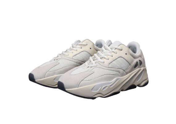 ⁦נעלי אדידס-Adidas Yeezy Boost 700-Silver⁩ – תמונה ⁦3⁩