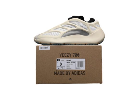 ⁦נעלי אדידס-Adidas Yeezy Boost 700-White Lilac⁩ – תמונה ⁦4⁩