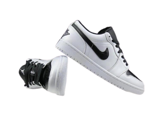 ⁦נעלי נייק-NIKE AIR JORDAN 1 LOW -WHITE-BLACK LOGO⁩ – תמונה ⁦3⁩