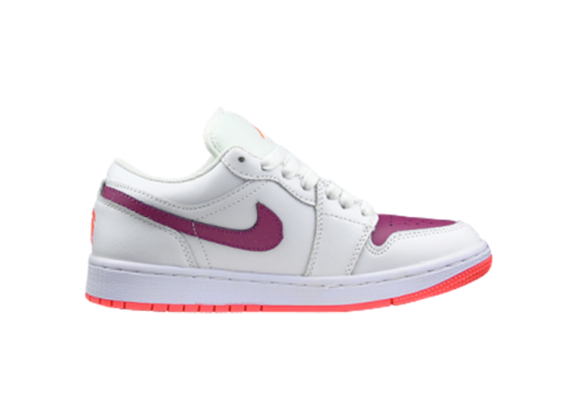 נעלי נייק-NIKE AIR JORDAN 1 LOW -WHITE-PURPLE LOGO