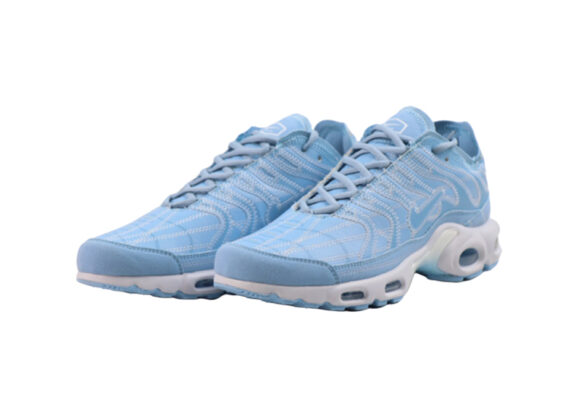 ⁦נעלי נייק-NIKE AIR MAX PLUS TN-FRENCH SKY BLUE⁩ – תמונה ⁦2⁩