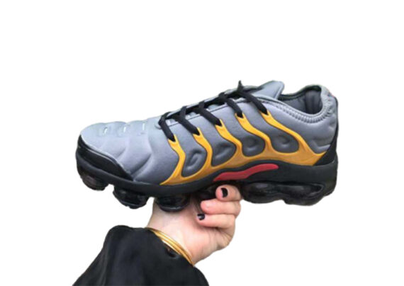 ⁦נעלי נייק-NIKE AIR MAX PLUS TN- MANATEE⁩ – תמונה ⁦4⁩