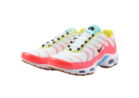 ⁦נעלי נייק-NIKE AIR MAX PLUS TN-SALMON RED-WHITE⁩ – תמונה ⁦2⁩