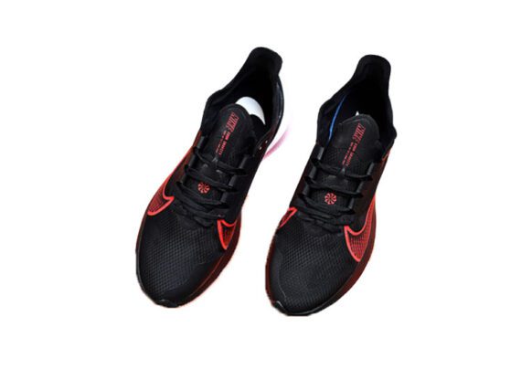 ⁦נעלי נייק-Nike Air Zoom Pegasus 37X-Black-Indian Red⁩ – תמונה ⁦4⁩