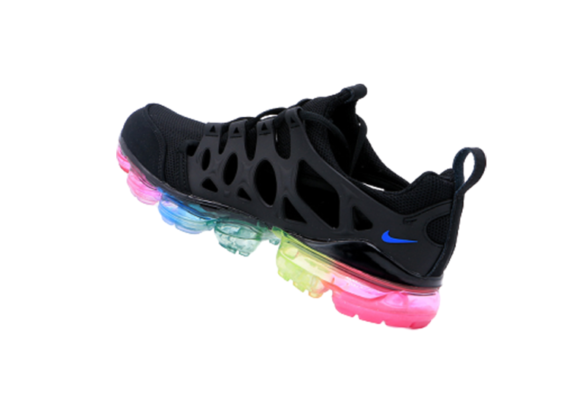 ⁦נעלי נייק-NIKE AIR VAPROMAX 2019 - BLACK-BOTTOM MULTICOLORED⁩ – תמונה ⁦6⁩