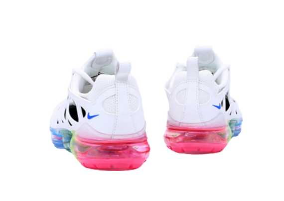 ⁦נעלי נייק-NIKE AIR VAPROMAX 2019 - WHITE-BOTTOM MULTICOLORED⁩ – תמונה ⁦4⁩