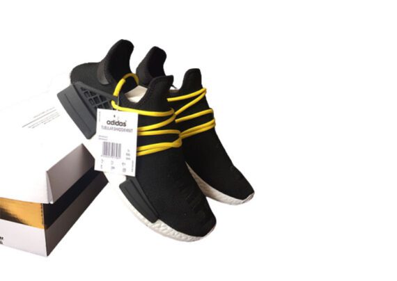 ⁦נעלי אדידס-ADIDAS NMD Human Race Series – Black & Yellow⁩ – תמונה ⁦5⁩