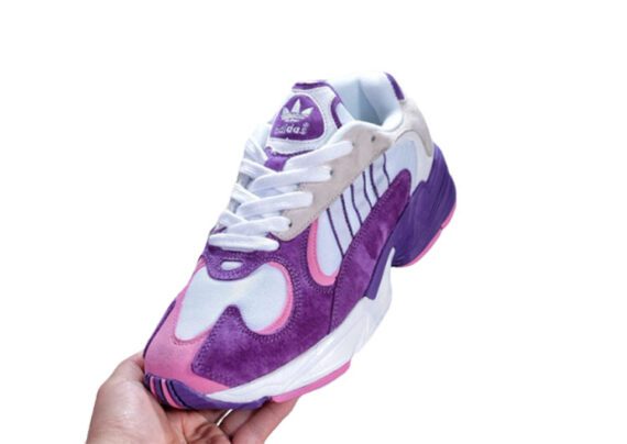 ⁦נעלי אדידס-ADIDAS YUNG-1 – Pink & Studio⁩ – תמונה ⁦3⁩