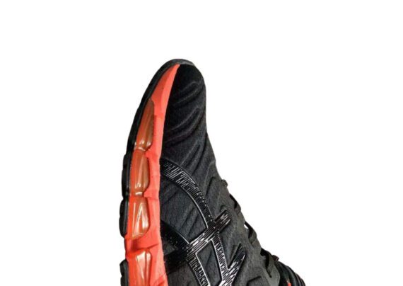 ⁦נעלי אסיקס-ASICS - Black & Light Red⁩ – תמונה ⁦5⁩