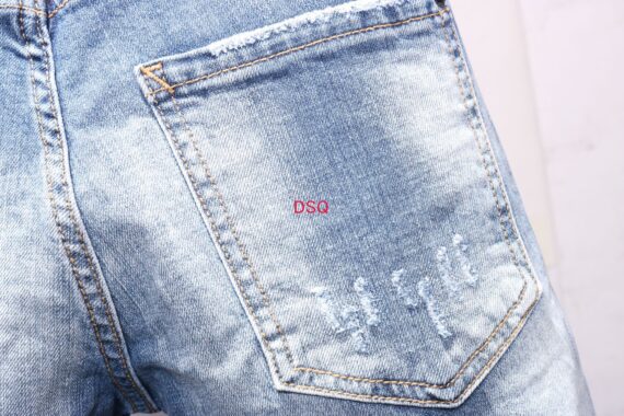 ⁦DSQUARED2 JEANS MEN SHORT-3⁩ – תמונה ⁦5⁩