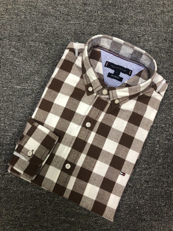 ⁦טומי הילפיגר-TOMMY BUTTON MEN'S- Moccaccino⁩ – תמונה ⁦6⁩