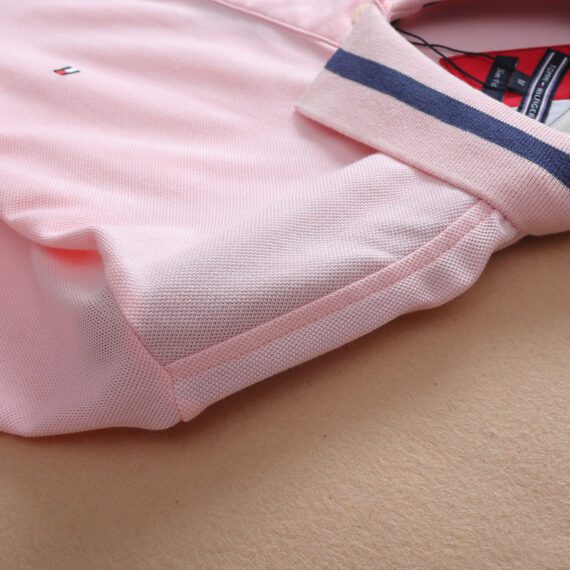 ⁦טומי הילפיגר-TOMMY POLO MEN'S TSHIRT - LIGHT PINK⁩ – תמונה ⁦6⁩