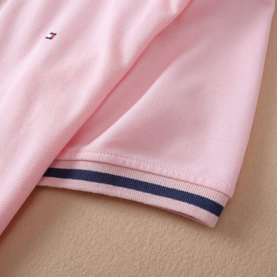 ⁦טומי הילפיגר-TOMMY POLO MEN'S TSHIRT - LIGHT PINK⁩ – תמונה ⁦7⁩