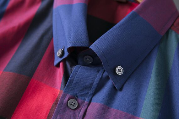 ⁦מעיל ברברי-BURBERRY BUTTON MEN - Red & Blue⁩ – תמונה ⁦7⁩