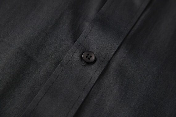 ⁦מעיל ברברי-BURBERRY BUTTON MEN - Silk Black⁩ – תמונה ⁦10⁩