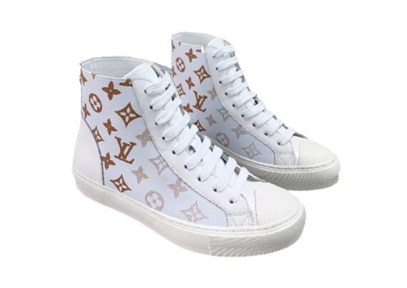 לואי ויטון - Louis Vuitton shoes - Link Water & Toast