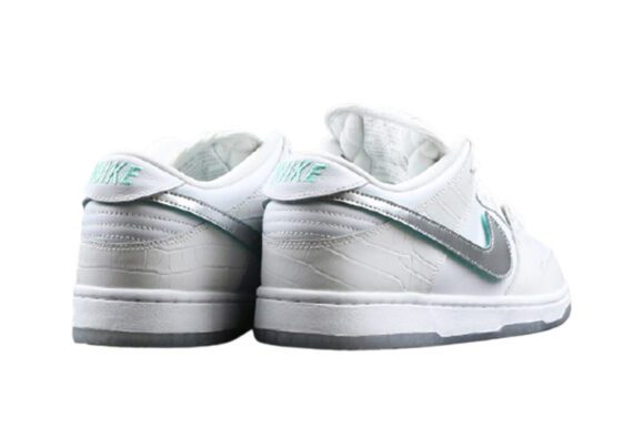 ⁦נעליי נייק-NIKE SB DUNK LOW PRO QS - Link Water & Selver Logo⁩ – תמונה ⁦3⁩