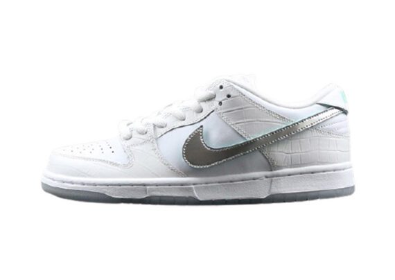 נעליי נייק-NIKE SB DUNK LOW PRO QS - Link Water & Selver Logo