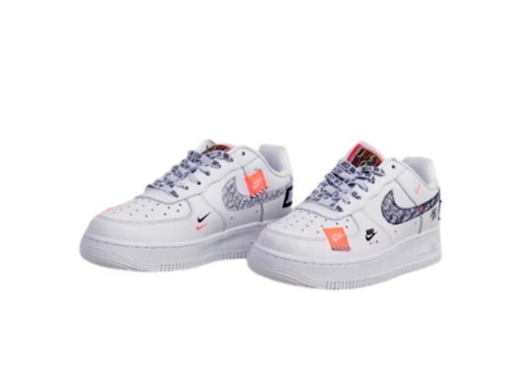 ⁦נעלי נייק -Nike Air Force 1 LOW TITAN WHITE-SALMON⁩ – תמונה ⁦2⁩