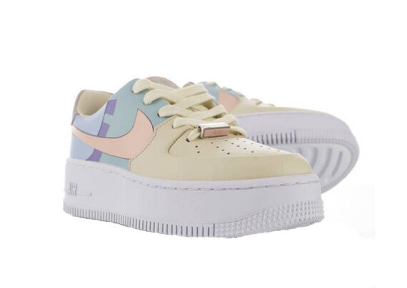 ⁦נעלי נייק -Nike Air Force 1 Low Quicksand-Manatee⁩ – תמונה ⁦3⁩