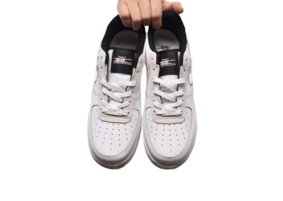 ⁦נעלי נייק -Nike Air Force 1 Low WHITE SMOKE⁩ – תמונה ⁦5⁩