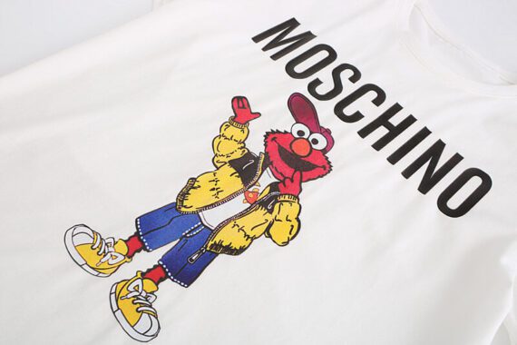 ⁦מוסקינו - MOSCHINO TSHIRTS SHORT - White & Black⁩ – תמונה ⁦4⁩