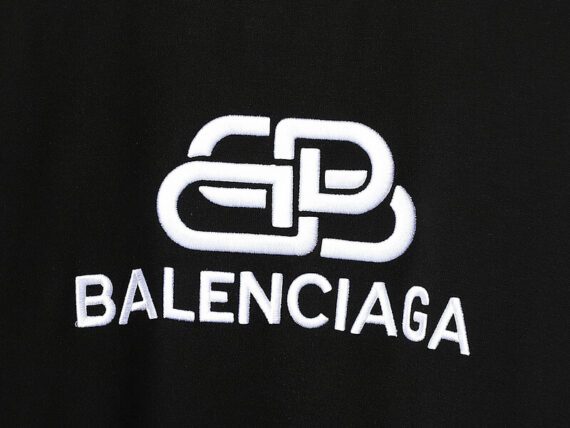 ⁦בלנסיאגה - Balenciaga Sweter - Black & White⁩ – תמונה ⁦3⁩