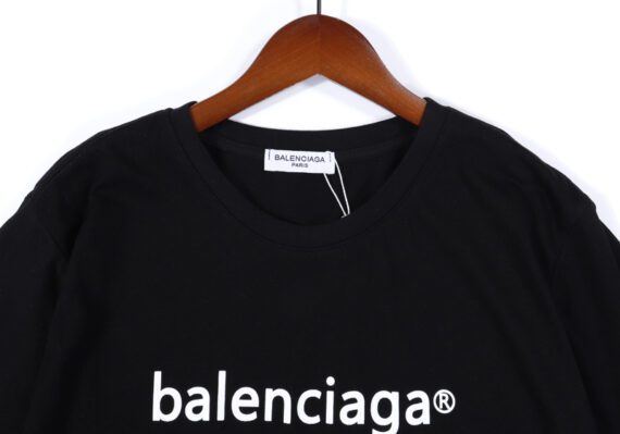 ⁦בלנסיאגה - Balenciaga TShirt - Black & White⁩ – תמונה ⁦3⁩