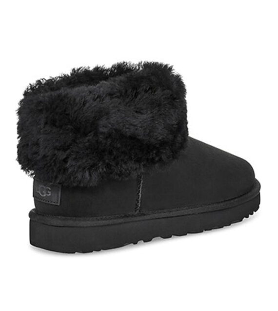 מגפי האגג דגם 5854 מיני פלוף פרווה UGG CLASSIC MINI FLUFF