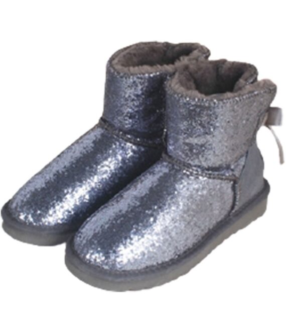 ⁦מגפי האגג מיני נוצצים UGG 5062 BOW SPARKLES⁩ – תמונה ⁦2⁩