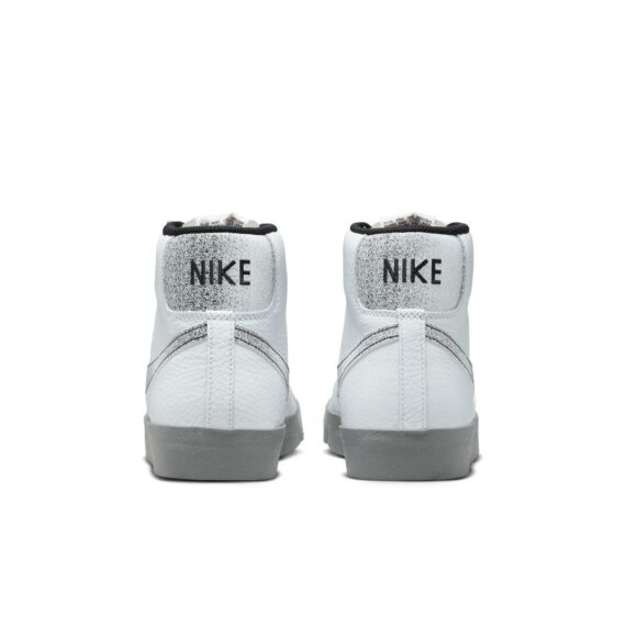 ⁦נייק בלייזר גבוהות- NIKE BLAZER MID '77 WHITE GREY⁩ – תמונה ⁦2⁩