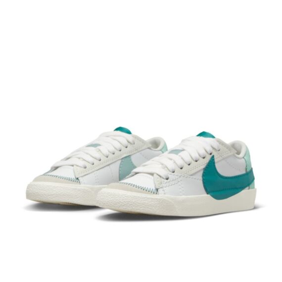 ⁦נייק בלייזר-NIKE BLAZER LOW '77 VINTAGE WHITE GREEN⁩ – תמונה ⁦3⁩