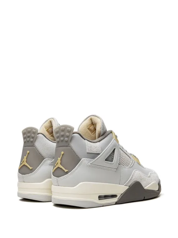 ⁦NIKE Air Jordan 4 Craft "Photon Dust" sneakers⁩ – תמונה ⁦3⁩