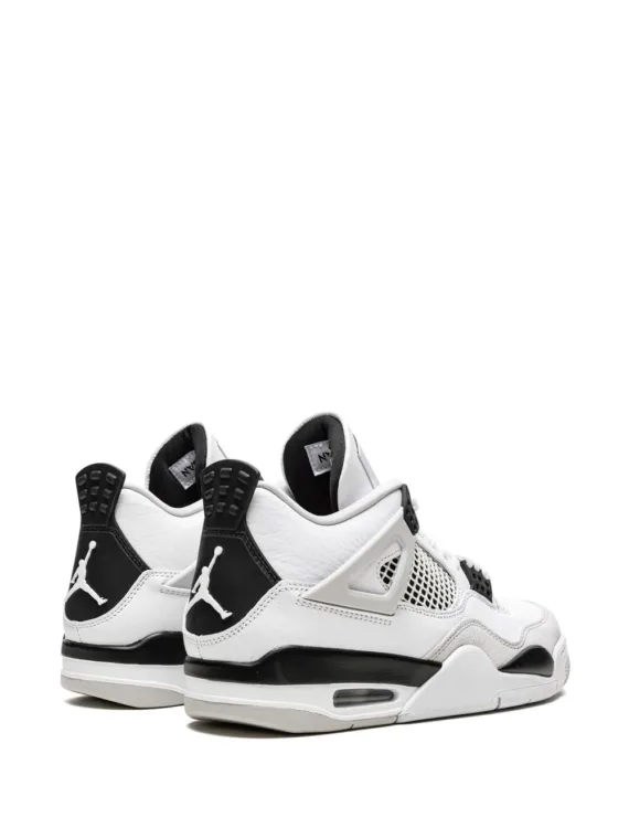 ⁦NIKE Air Jordan 4 Retro “Military Black” sneakers⁩ – תמונה ⁦3⁩