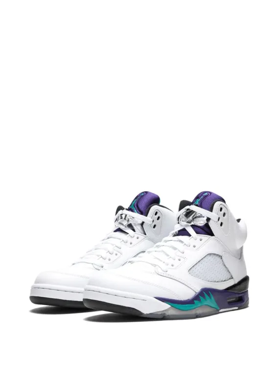 ⁦NIKE Air Jordan 5 Retro "Grape" sneakers⁩ – תמונה ⁦2⁩